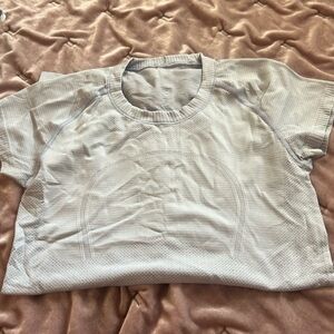 Lululemon shirt